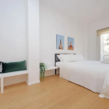 4bnb - Charming Giuliana *